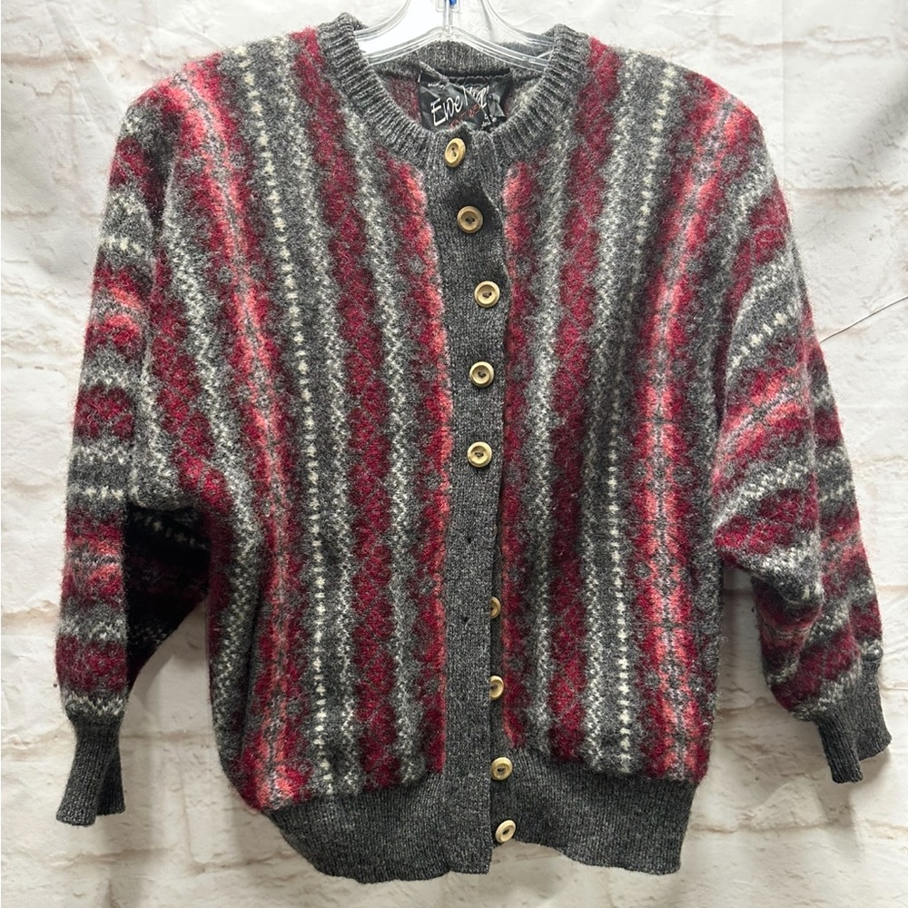 Ewe Nique pure new wool button‎ up sweater made in Scotland size Medium